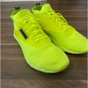 Men Reebok Zoku Runner Ultra Knit DMX Foam - Size 10 (Excellent Condition)